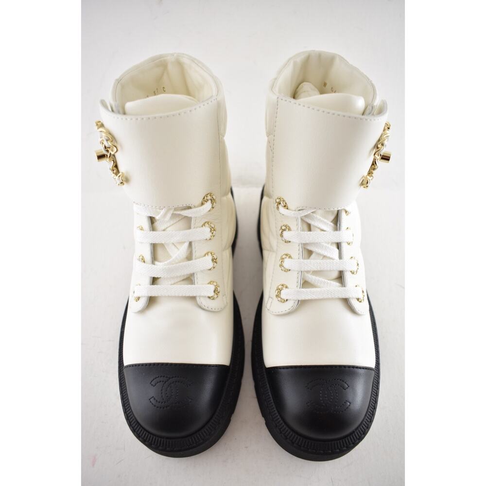 Chanel 24B White Quilt Gold CC Chain Combat Black Platform Ankle Short Boots 37c - Picture 15 of 16